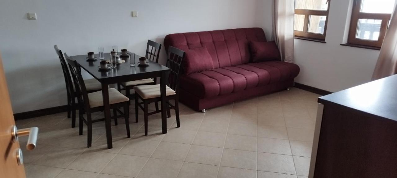 Pearl Apartament *